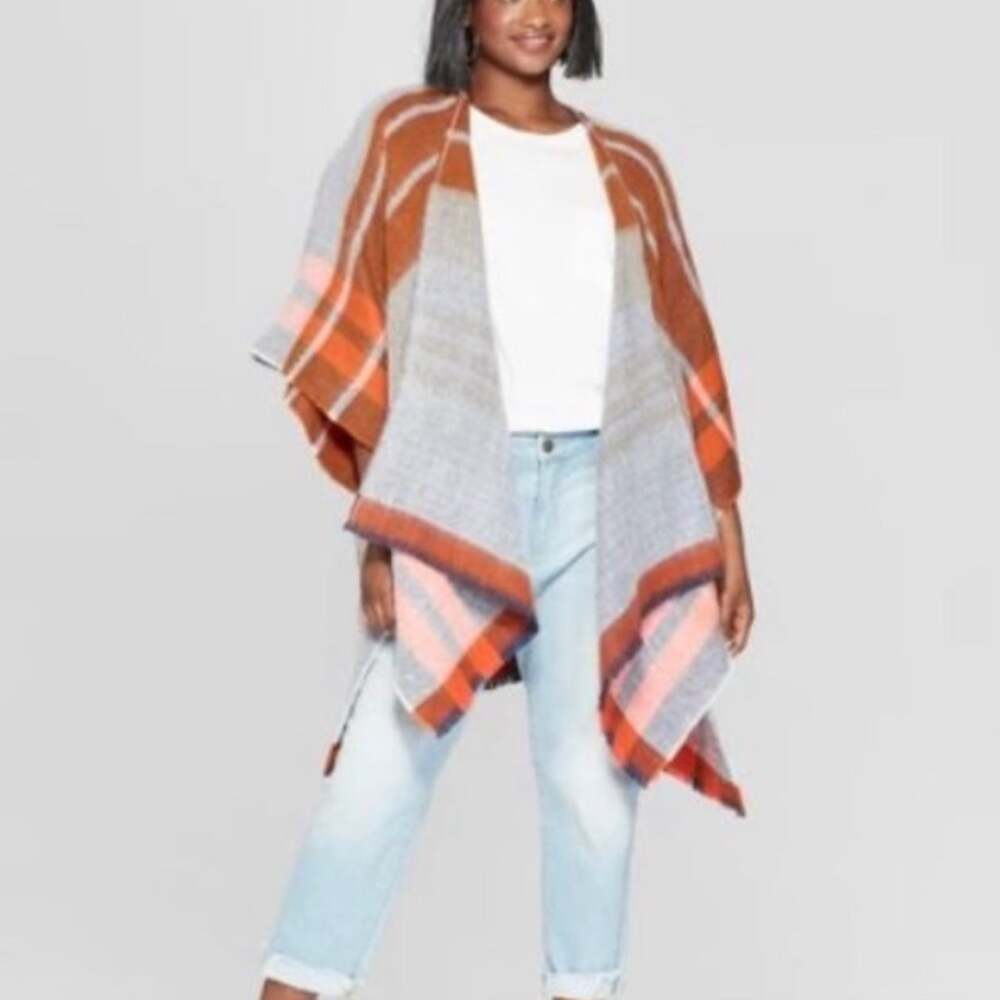 UNIVERSAL THREAD Women's Gray Orange Blue Plaid Poncho